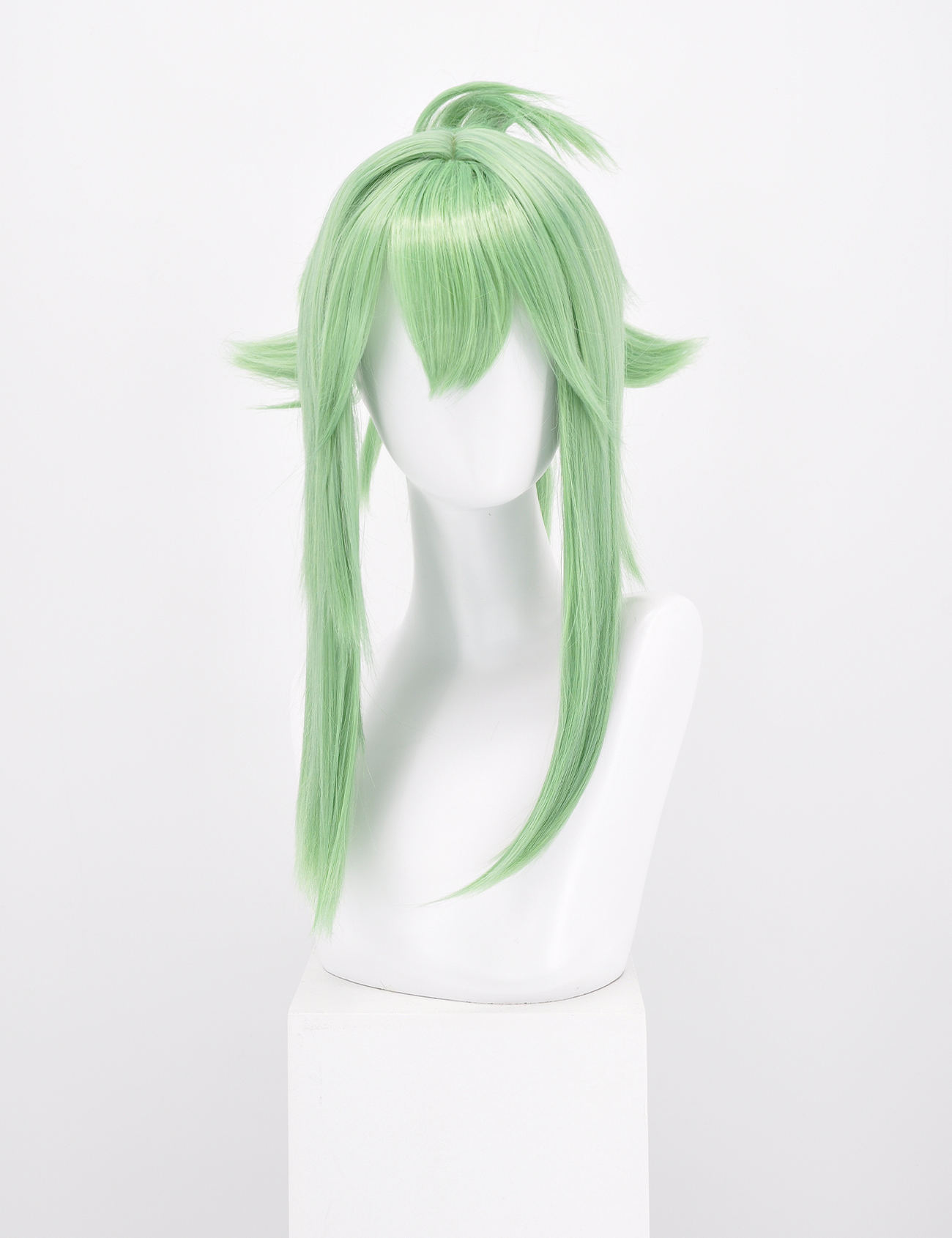 CHEVEUX VERTS AVEC CHIGNON