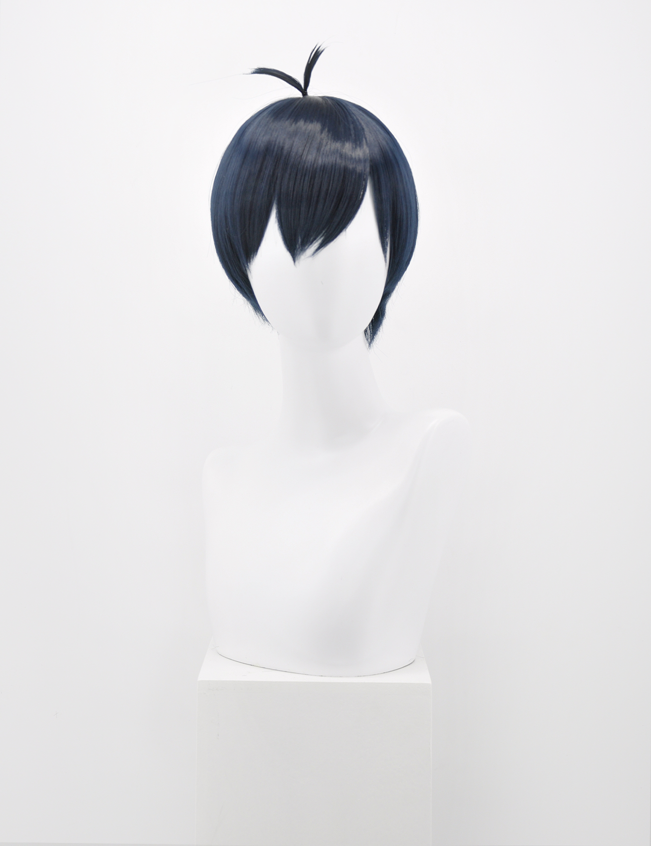 SHORT DARK BLUE WIG