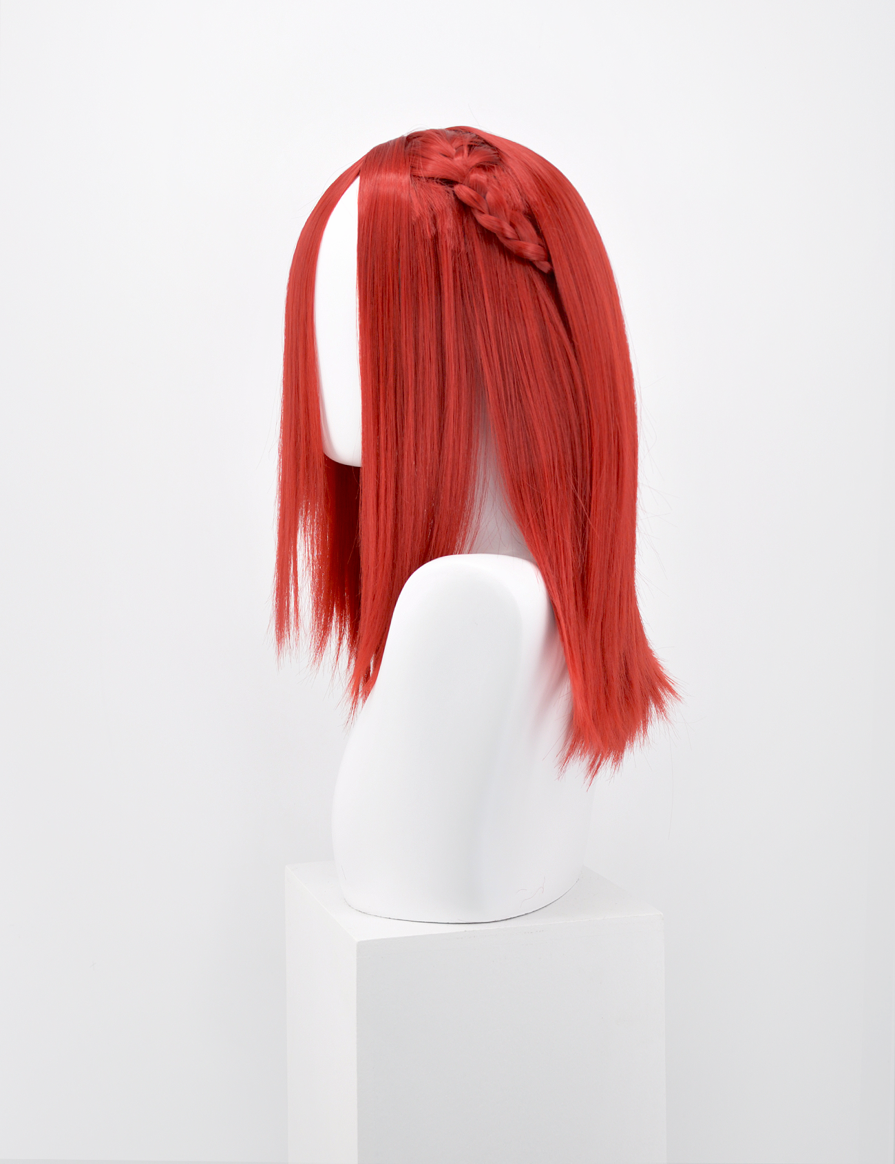 FRINGELESS RED WIG