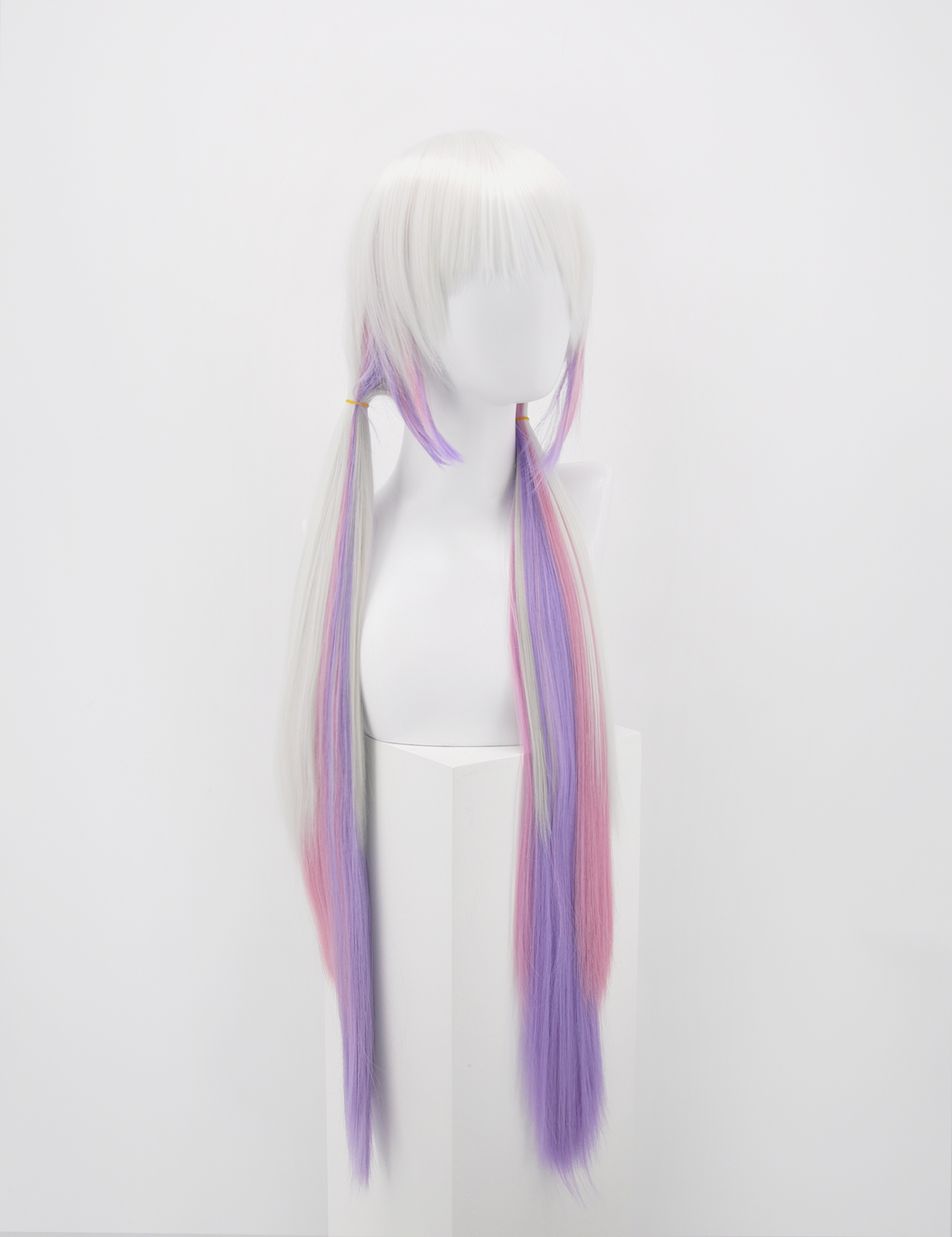 SILVER WIG WITH PINK TIPS