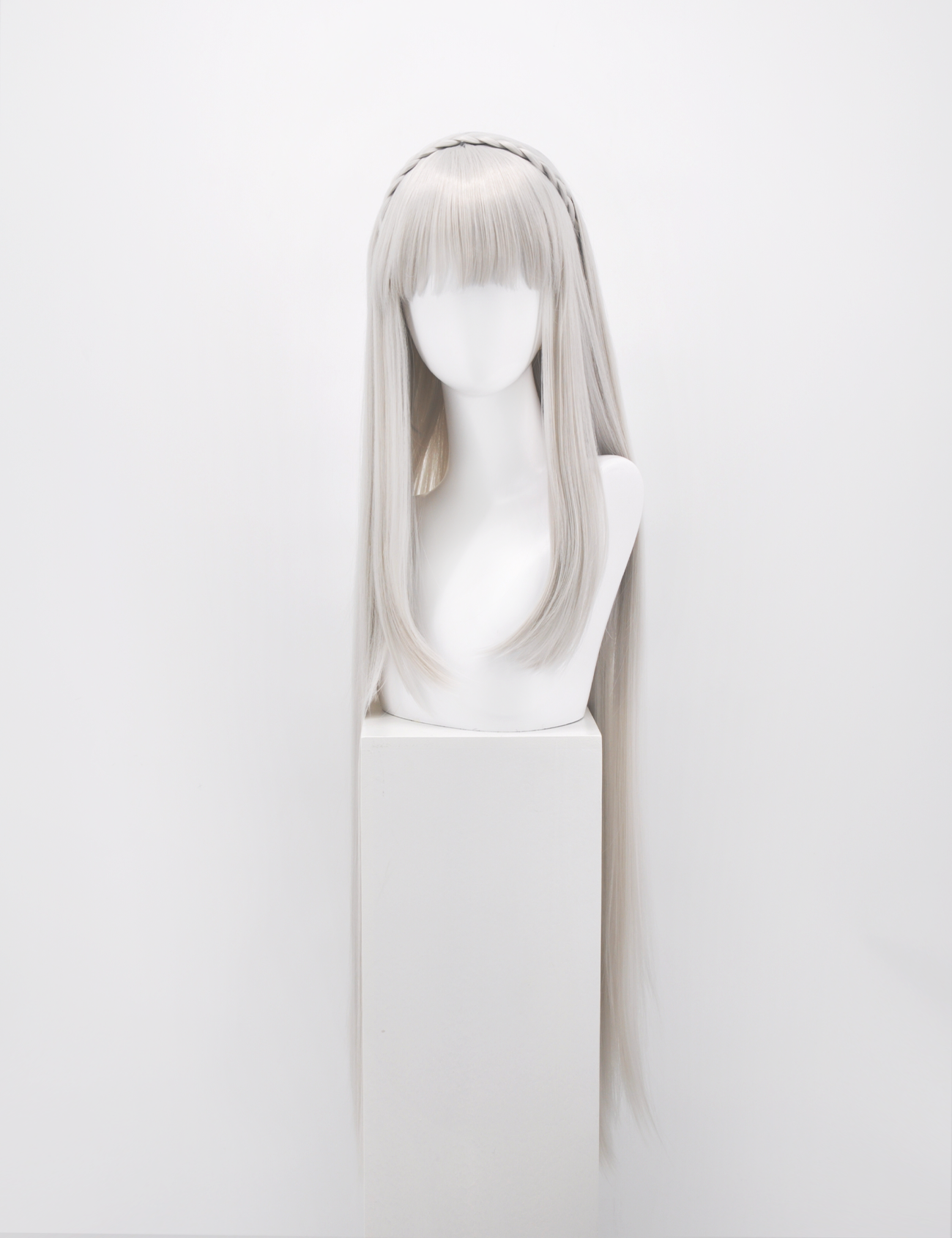 EXTRA LONG SILVER WIG WITH HEADBAND