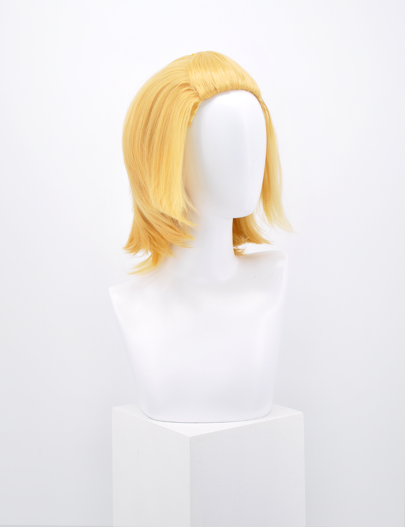 FRINGELESS BLOND WIG