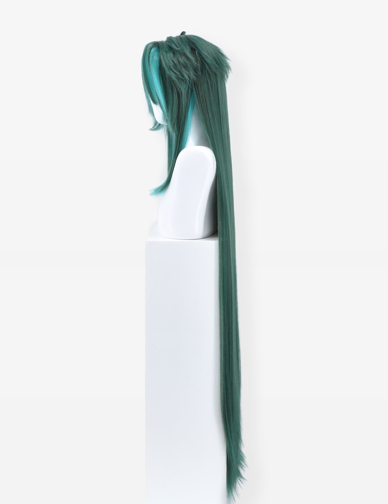 LONG GREEN WIG