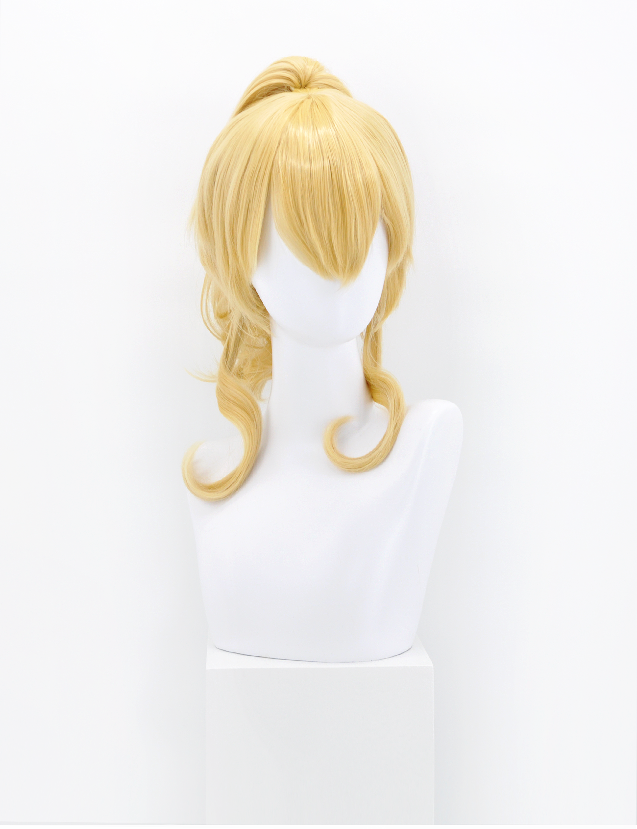 BLOND WIG WITH PONY