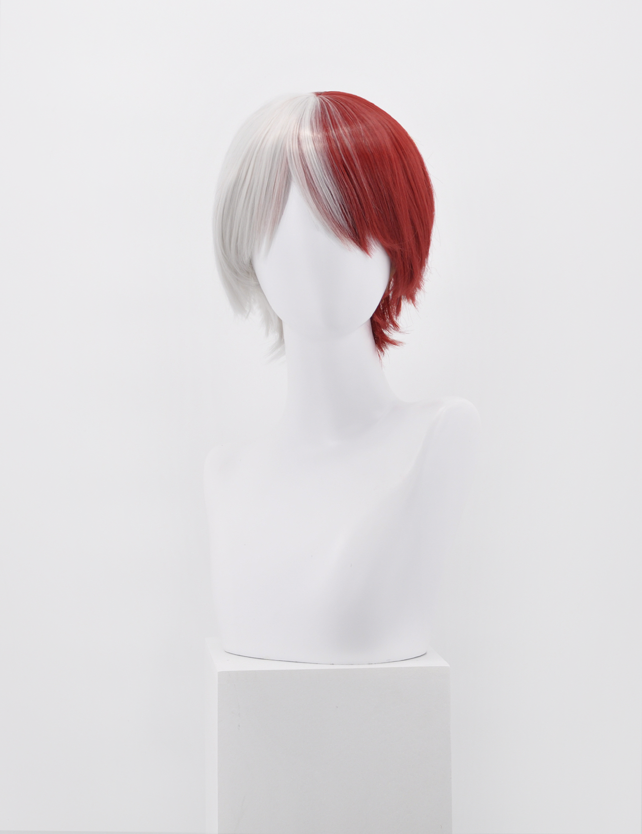 SILVER/RED SHORT WIG