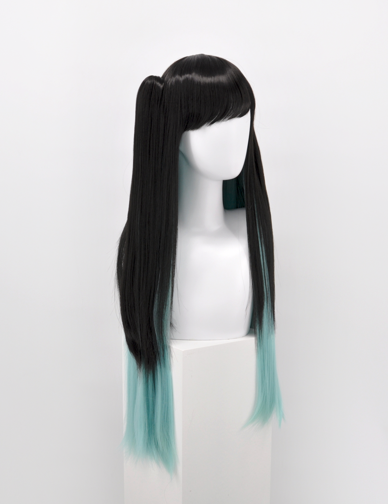 LONG WIG WITH CLIPS