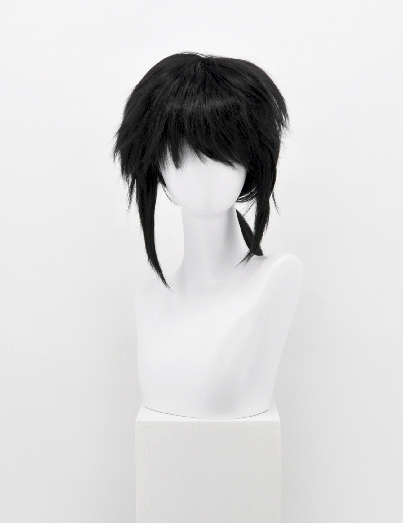 LAYERED BLACK WIG