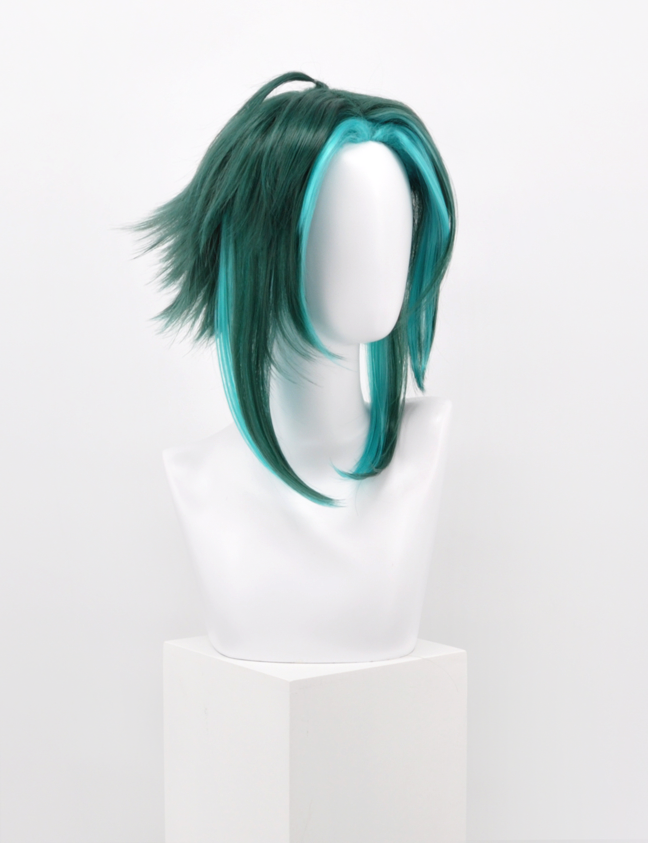 GREEN SHORT WIG