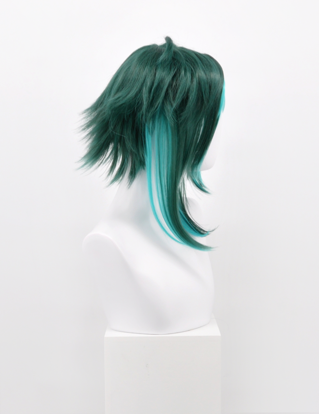 GREEN SHORT WIG