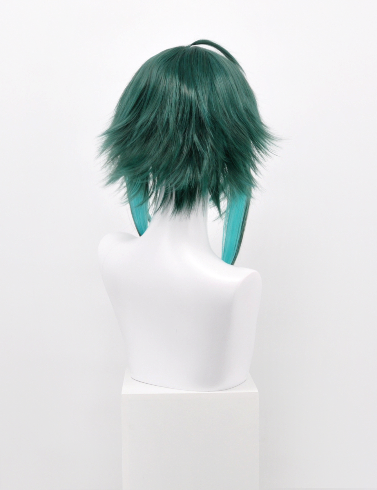 GREEN SHORT WIG