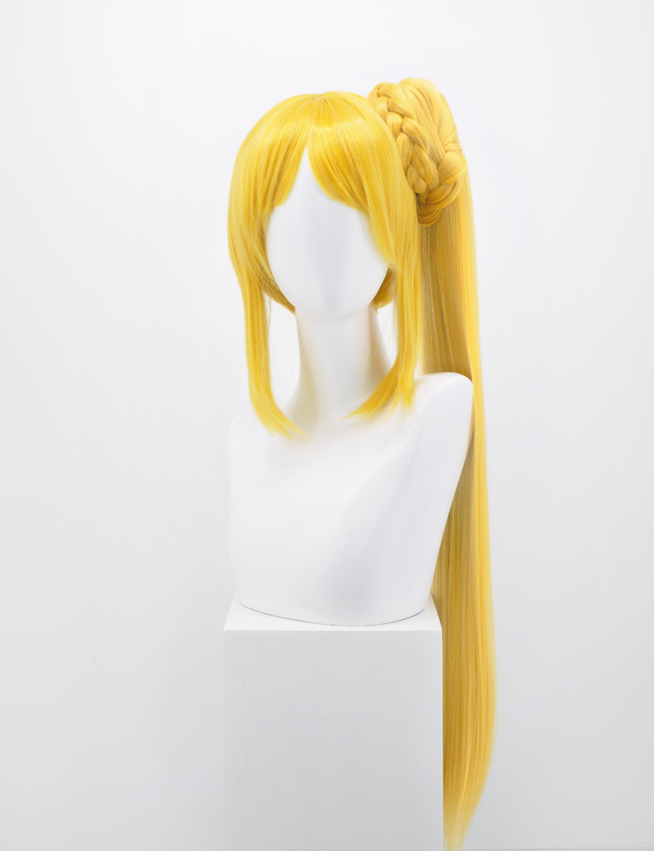 BLOND WIG WITH BRAID & PONY