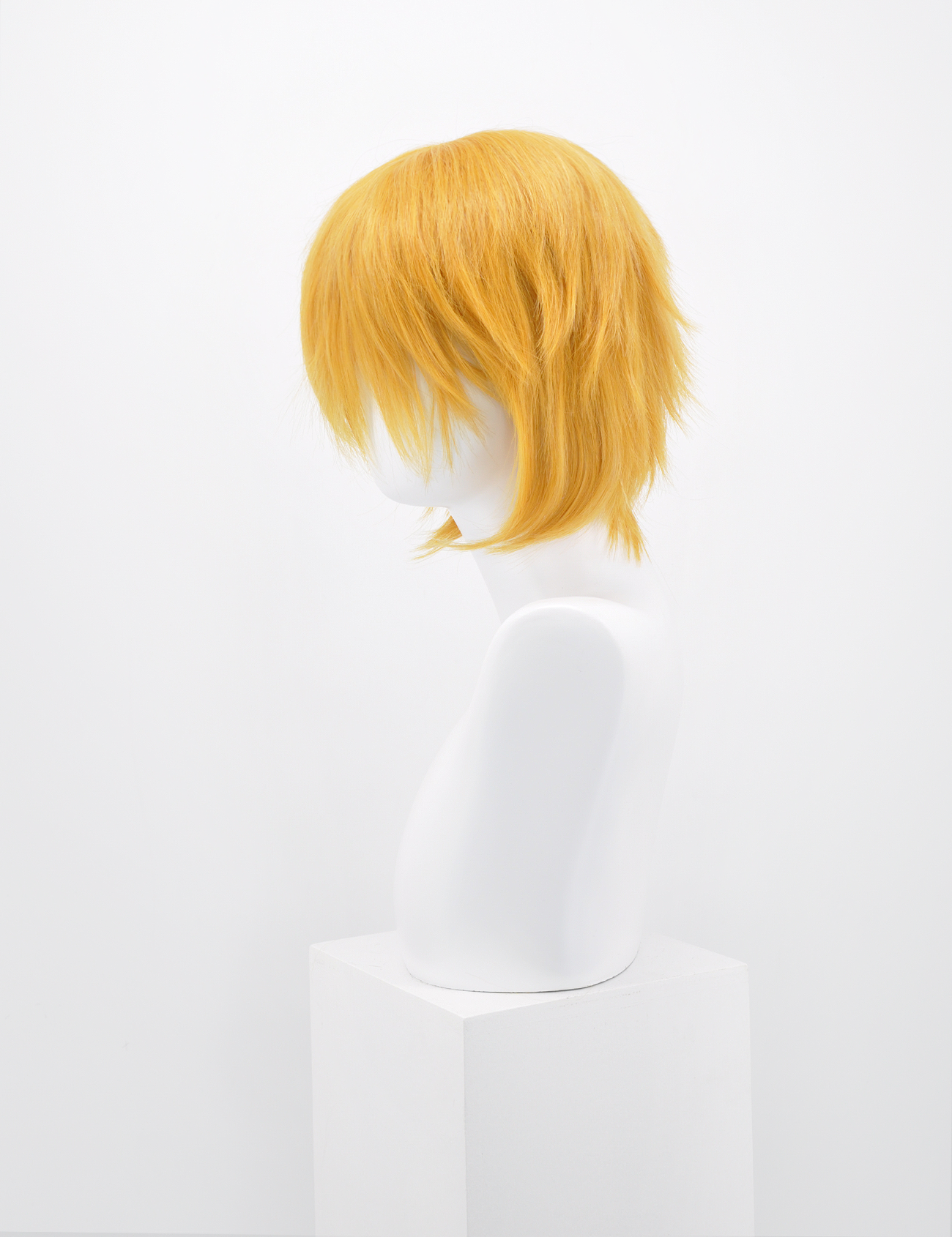 SHORT BLOND WIG