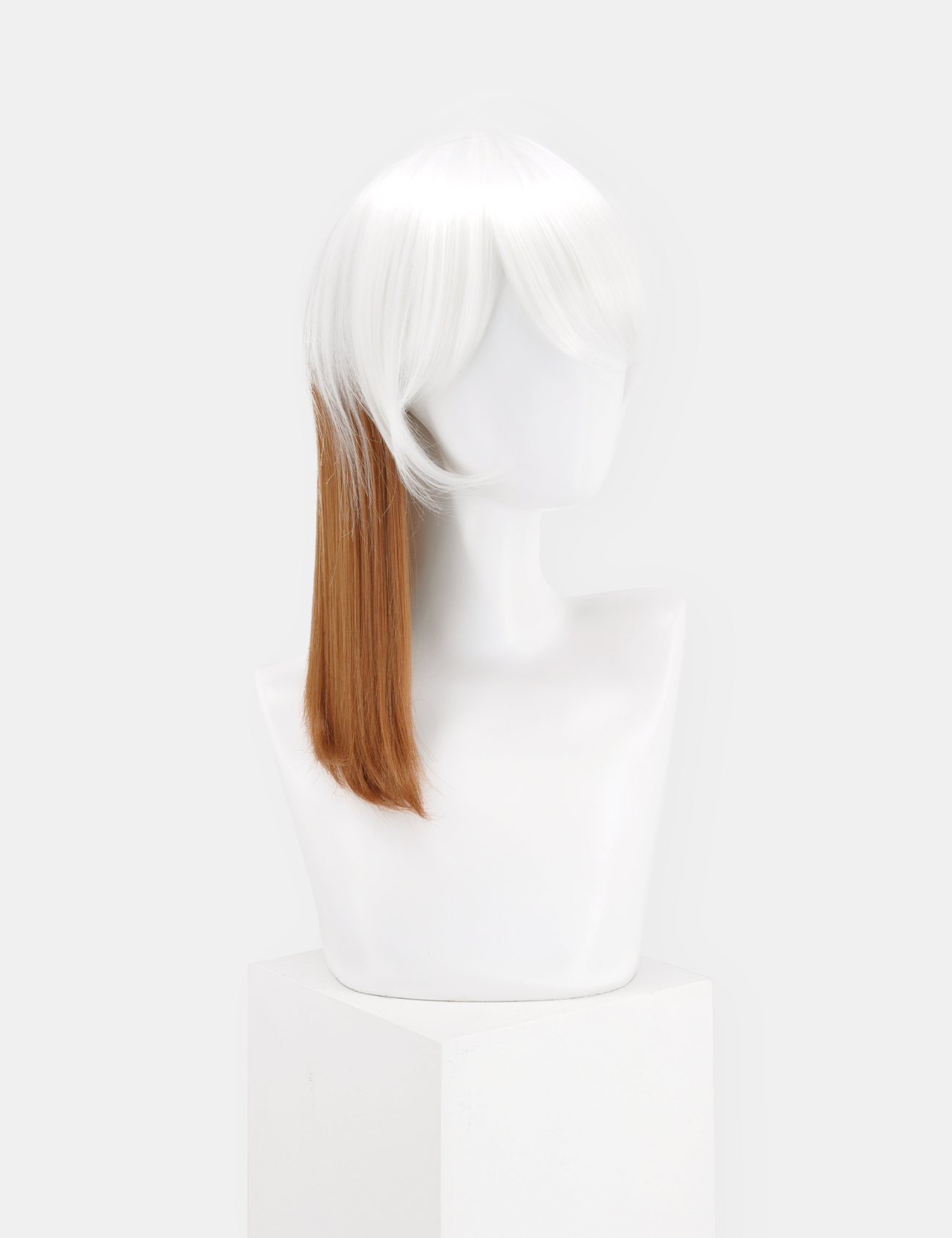 WHITE/BROWN WIG WITH TAIL