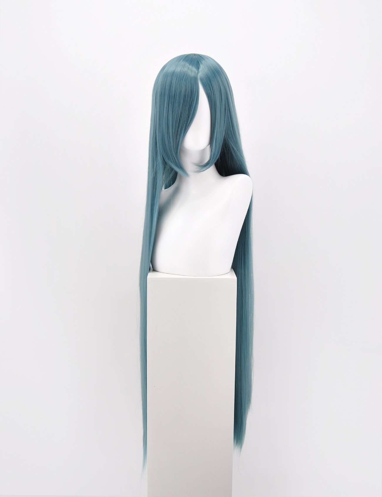 EXTRA LONG AQUA MARINE WIG