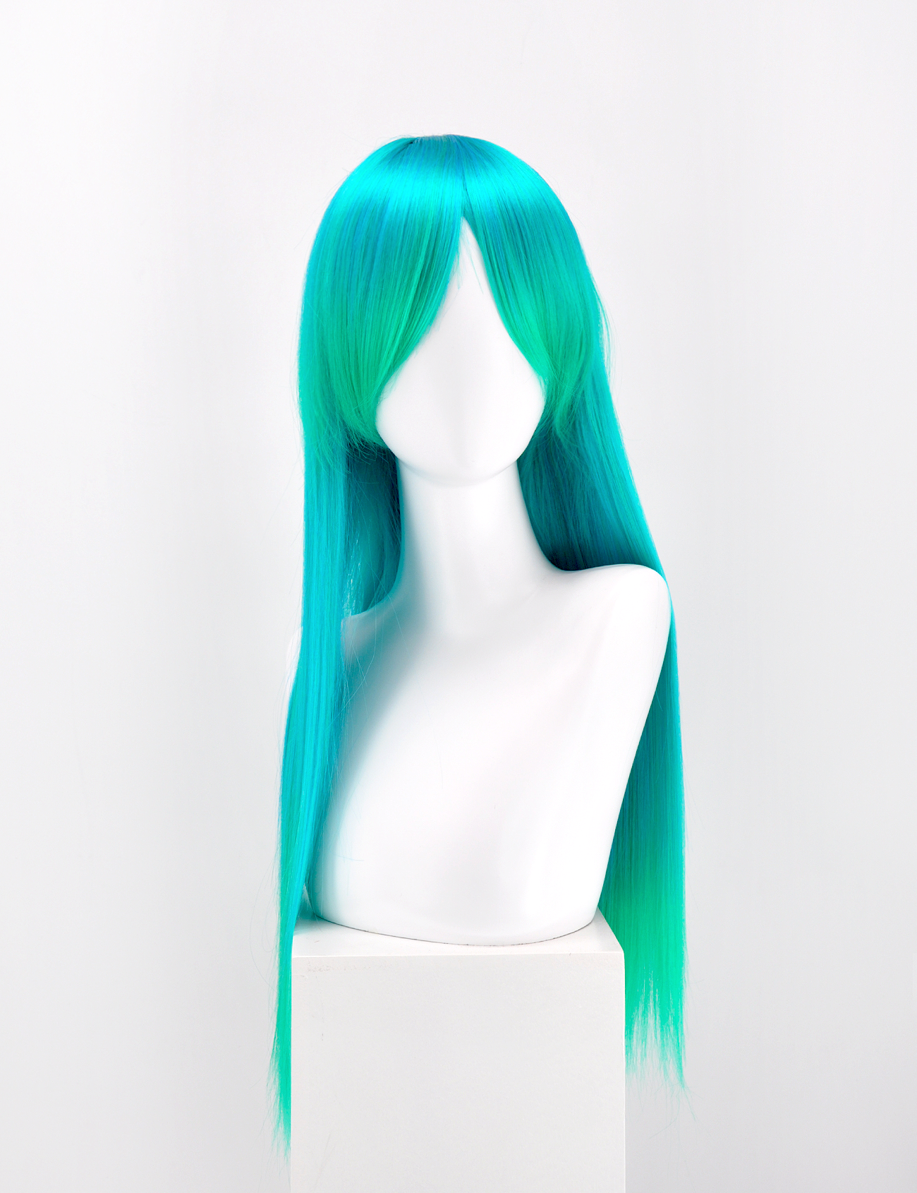 LONG WIG - AZURE/WINSOR GREEN