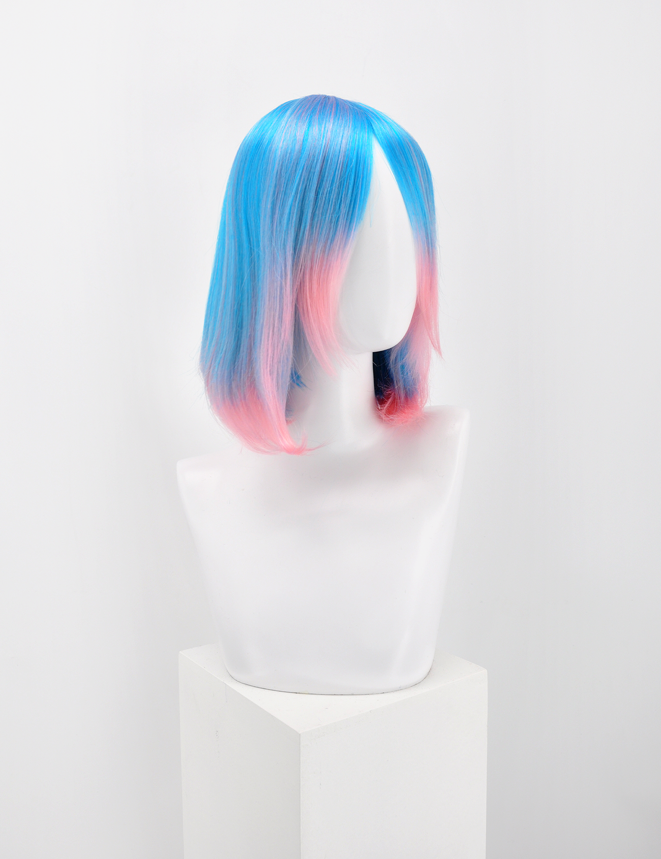 BOB WIG - AZURE/PEACH